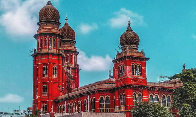 Fake Arbitration In ‘Film Shooting Set’ Court Room, Madras High Court Cancels Award Directing Execution Of Sale Deed In Respect Of Stranger’s Property